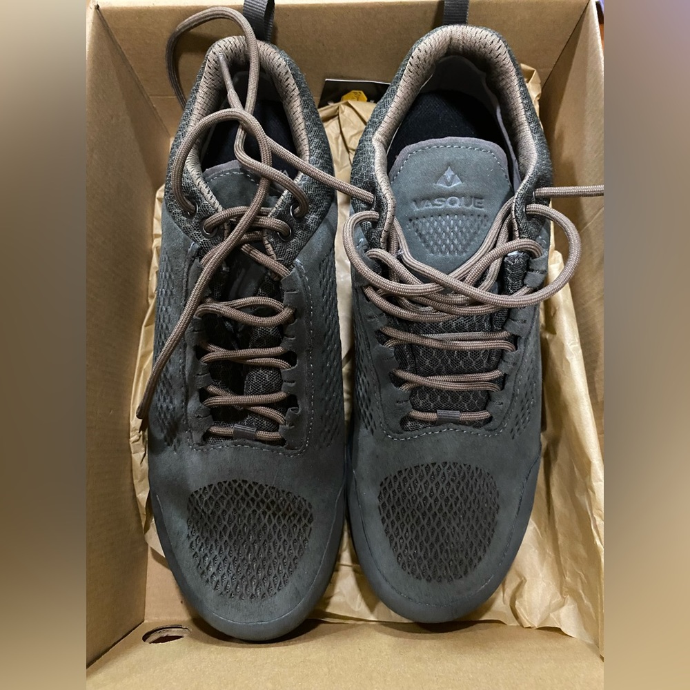 Men’s Vasque Hiking/ lifestyle shoes- size 9 Grey